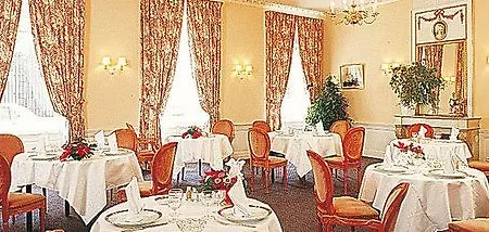 Trianon Et De La Plage Hotel 2*