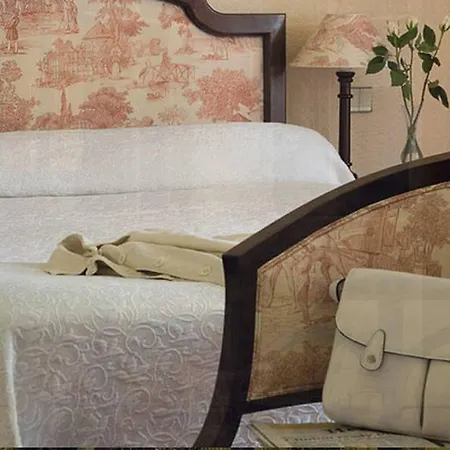Hotel Trianon Et De La Plage La Rochelle (Charente-Maritime)